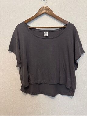 PINK Victoria’s Secret Relaxed Cropped Tee